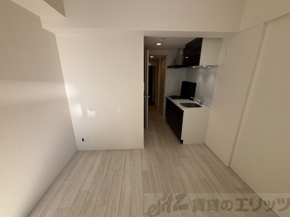 クレストコート江坂垂水町の物件内観写真